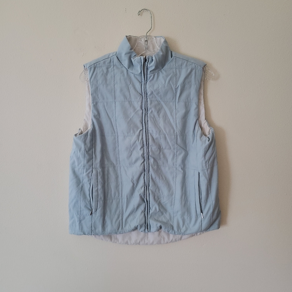 Reversable vest